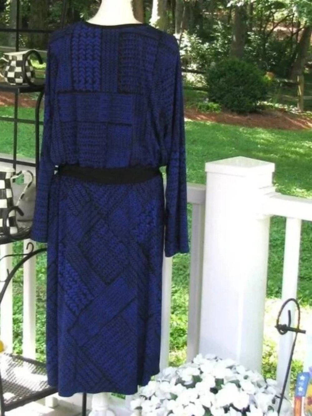 Susan Graver printed liquid knit long sleeve dress with belt 2X pullover luxury - Picture 3 of 4